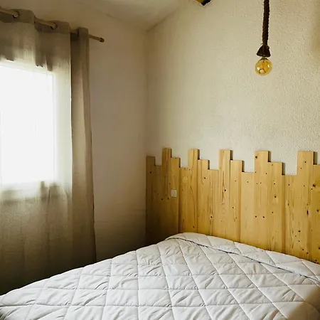Сasa de vacaciones Anisades, Maison Cosy Avec Jardin 5 Min *